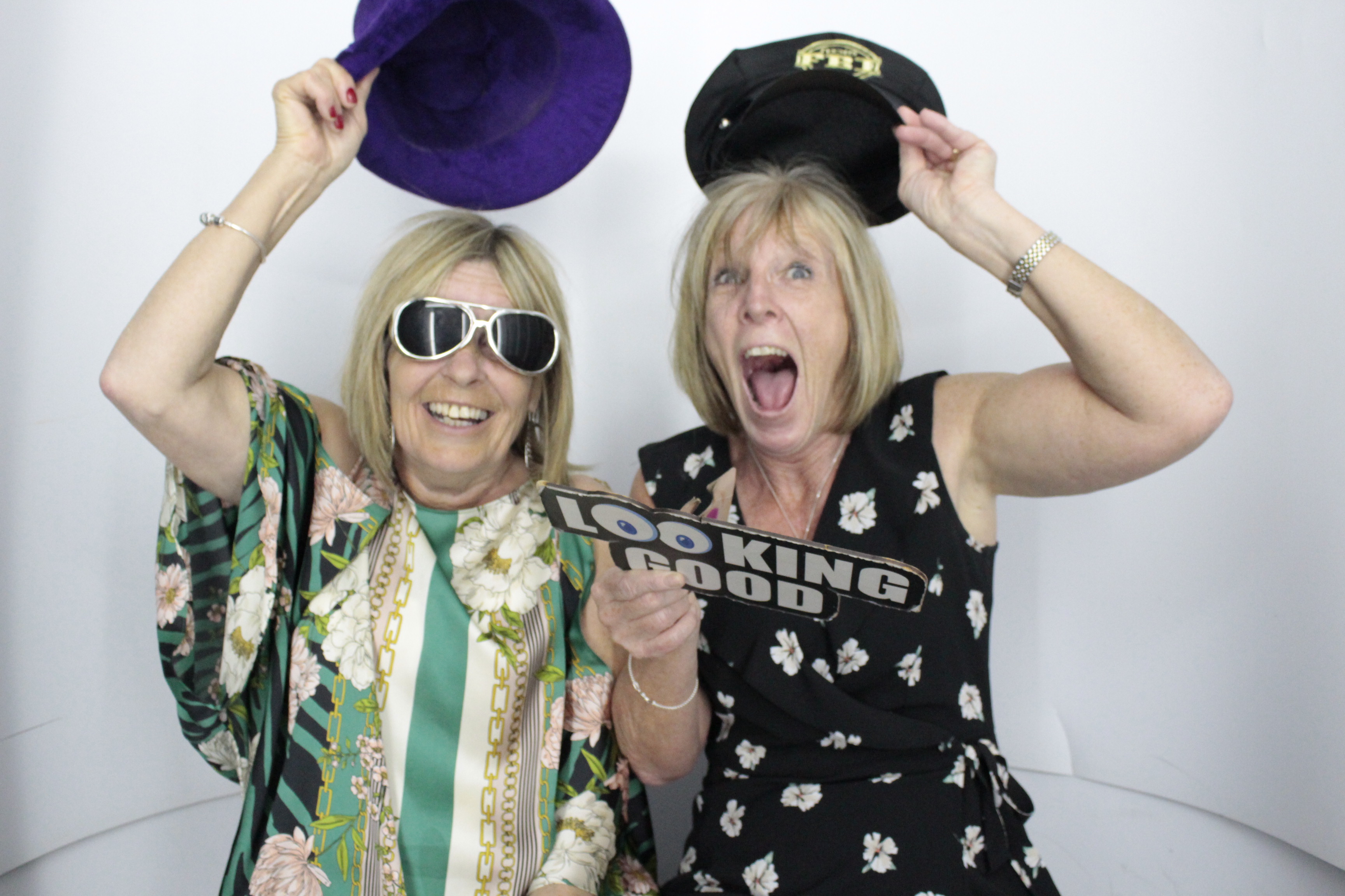 Mandy's 60th  Birthday Party | View more photos from the event at gallery.myphotoboothexperience.co.uk/u/MyPhotoBoothExperienceLtd/Mandys-60th-Birthday-Party
